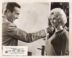 TalkingPicsTV's tweet photo. #IanHendry is a salesman who does whatever it takes to succeed!
👛 LIVE NOW, PAY LATER (1962) 11:10pm with #JuneRitchie #JohnGregson #LizFraser drama #TPTVsubtitles https://t.co/uMSMEhtmT3