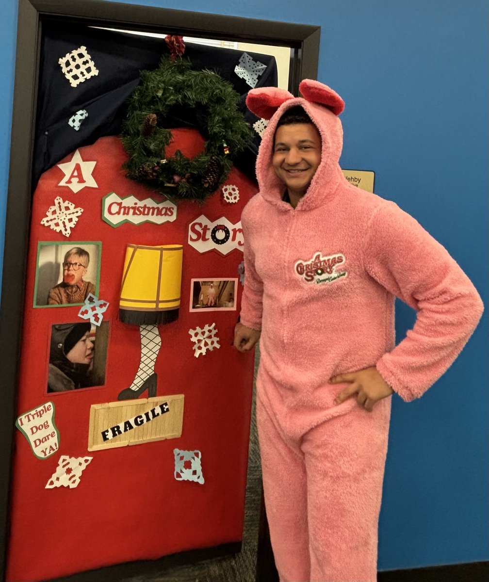 Festive "Holiday Movies" themed Door Decorating Contest at Association Office! Early Head Start Program won aka "Home Alone." Congratulations! 
Thank you, all for participating. Awesome doors here. Merry Christmas All! #Tampa #TampaBay #FL