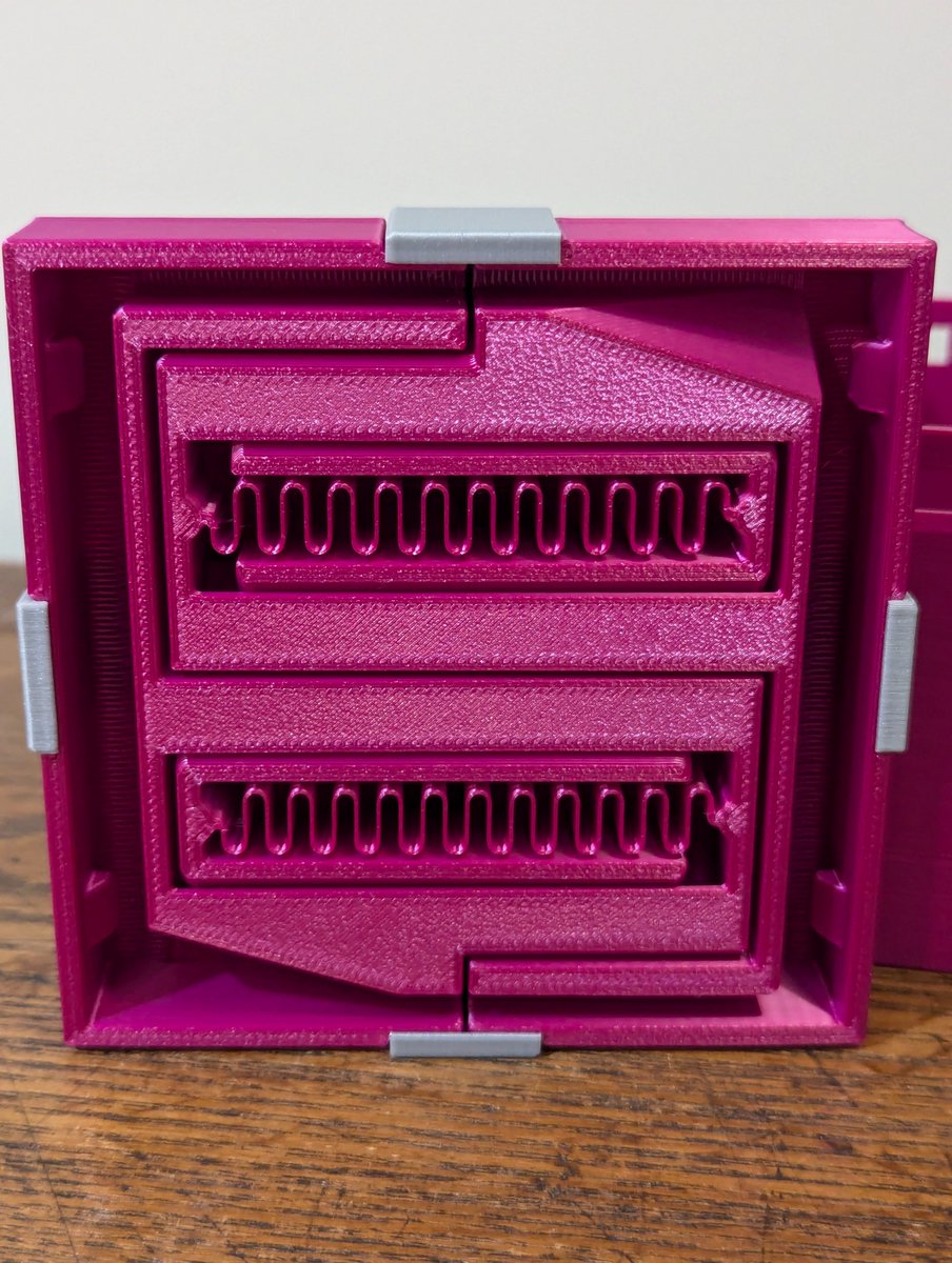 sliverbaer's tweet photo. Gift Boxes 18 and 19 by @dddpworld on @Thangs3D
Box 18:
@Polymaker_3D Silk Magenta and Starlight Silver
Box 19:
@PrintedSolid Elixir Nightshade and #Alien3D Dwarf Star
#3dprinting
Video
https://t.co/13d8pmFPH5
Models
https://t.co/51581zmQWF https://t.co/IxQjnEzXeW