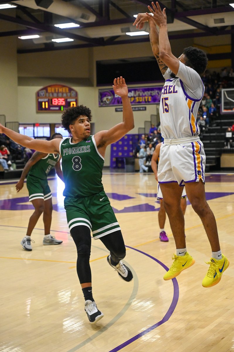 Wildcats Beat Crowley’s Ridge Before Huge Crowd in Crisp bethelathletics.com/sports/mbkb/20…
