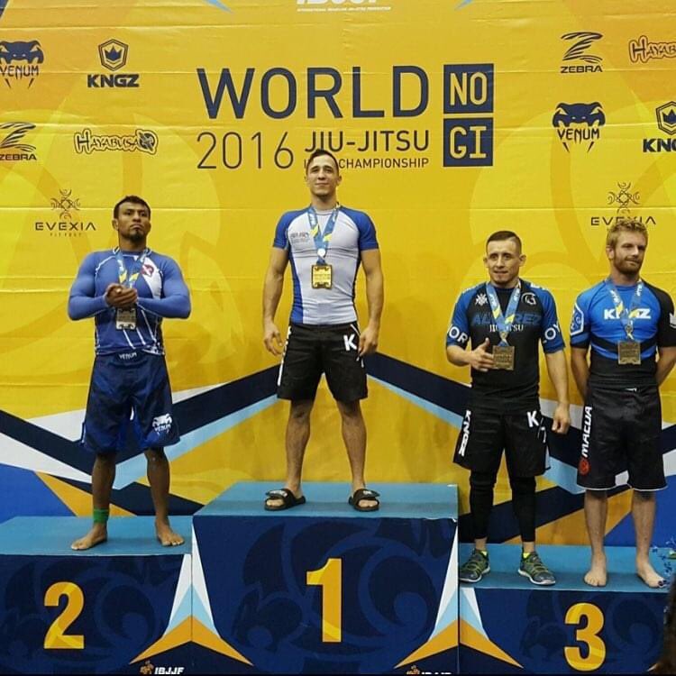 🌊💥 tweet media