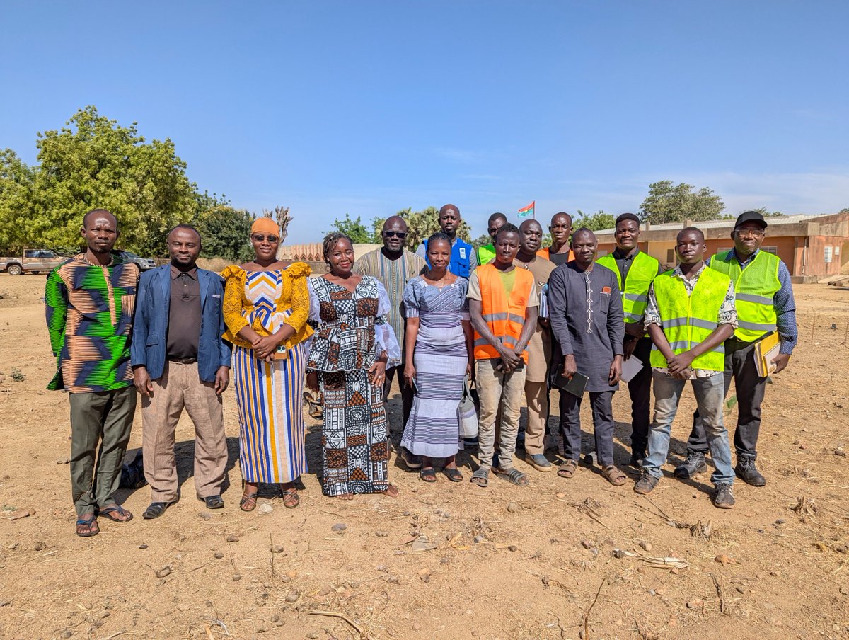 🇧🇫 Renforcement de la résilience 
Ce 18 décembre à Manga : Remise de Site pour la Construction d'1 Magasin de Stockage de 500 Tonnes pour la conservation des vivres et non-vivres à destination des populations vulnérables de la province de Zoundwéogo. 
👉👉 web.facebook.com/share/p/1BfFhn…