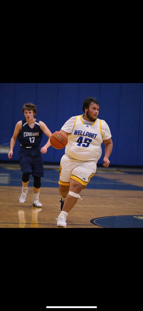 MontanaStensgar's tweet image. first game back after injury 
19 pts 
12 rebounds 
11 assist 
( some pictures with highlight at end)