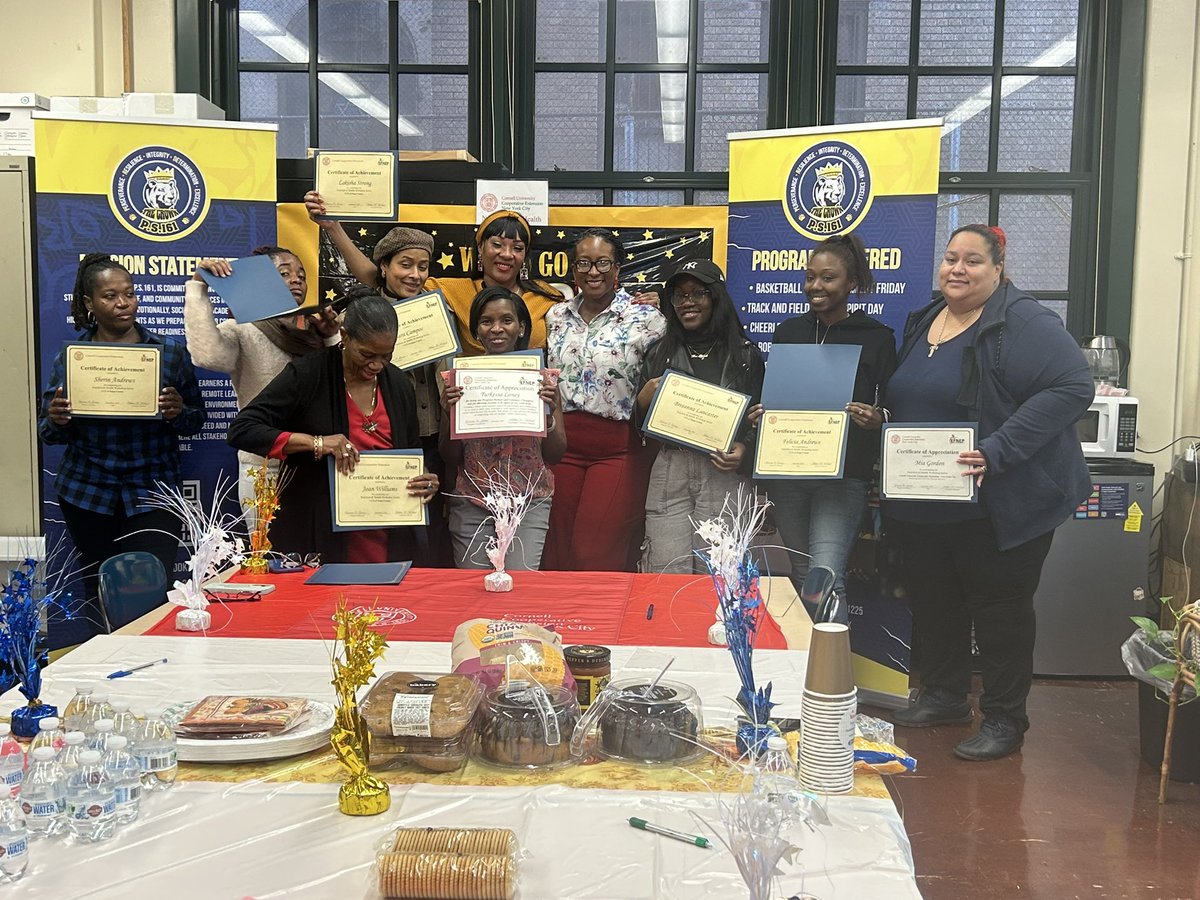 PS161 THE CROWN tweet media