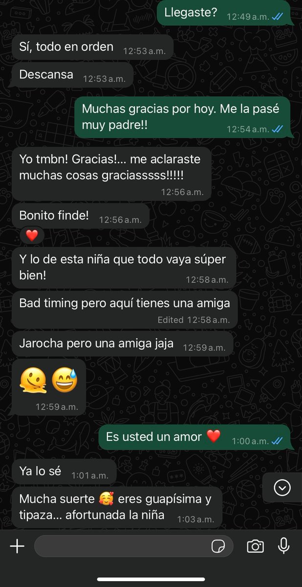 melanyroman's tweet photo. Llevo algunos años tratando de limpiar mi karma y de tener relaciones más sanas, pero para lograr eso, tengo que decir la verdad a la gente con la que salgo y pues, con la noticia que ya me interesó alguien de verdad, quiero hacer todo perfecto. 
Ya nadie me hable! https://t.co/j8CfGVOGqt