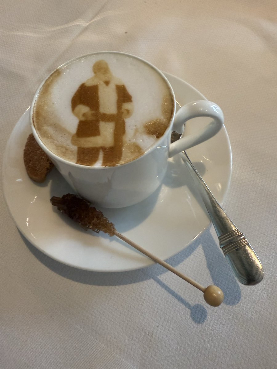 ofctimallen's tweet image. Got spotted and surprised by the wait staff at my lunch. Merry Christmas everyone!