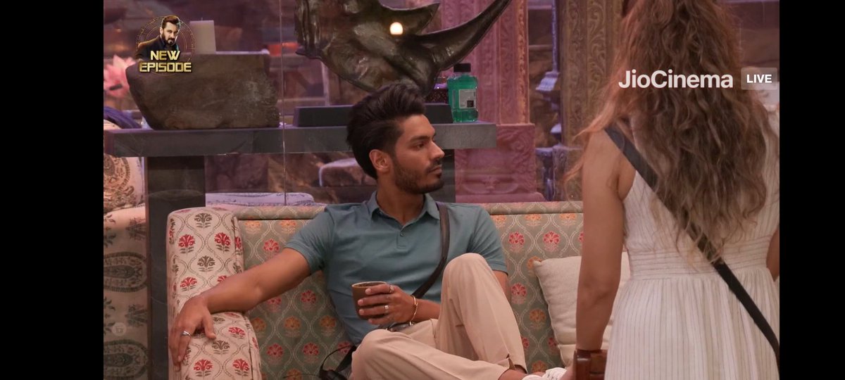 This was the moment he broke 

<a href="/BiggBoss/">bigg boss</a> you set an example that outsiders shd not come to your show 

Disgusting he is only 25 n you demotivated demean n broke him n hurt him n his fans 

#DigvijayRathee 
ALWAYS WITH YOU DIGVIJAY