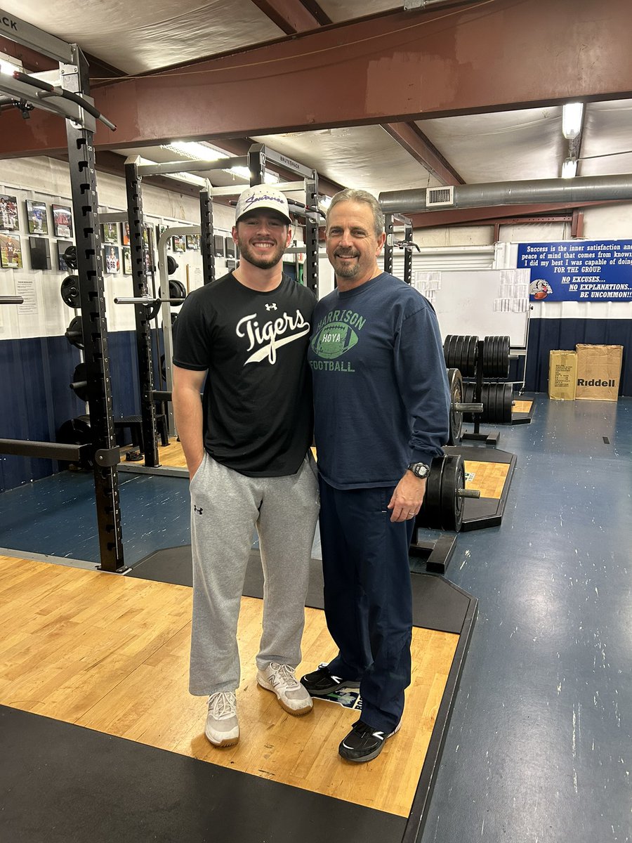 coachdickmann's tweet photo. Great to see former Hoya football and baseball player Jake Walling putting in some work this week at 7 am to get ready for the Sewanee baseball season. https://t.co/BFELO6xZQd