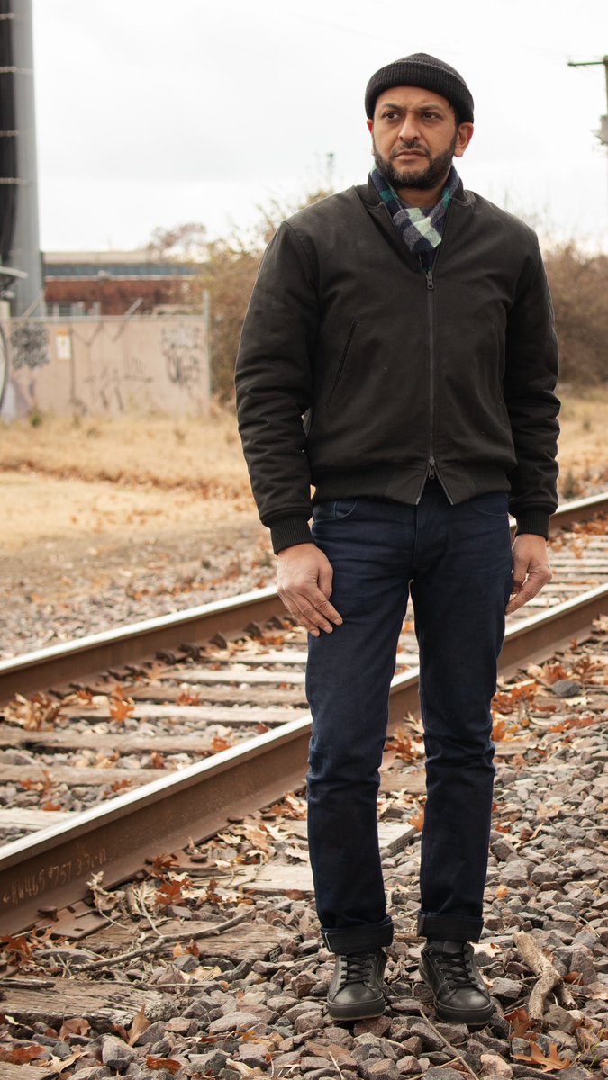 csoutpoststl's tweet image. Our first 100% USA-made jeans, the Vidalia Mills Indigo/Black selvedge, are in stock now. They are available in two fits: the Cobra slim straight and the Adder relaxed tapered. Click on the link below to see the entire collection.

bit.ly/crimsonserpent…
