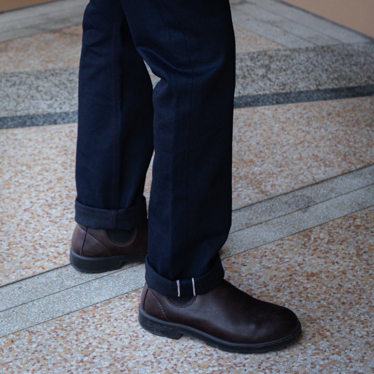 csoutpoststl's tweet image. Our first 100% USA-made jeans, the Vidalia Mills Indigo/Black selvedge, are in stock now. They are available in two fits: the Cobra slim straight and the Adder relaxed tapered. Click on the link below to see the entire collection.

bit.ly/crimsonserpent…