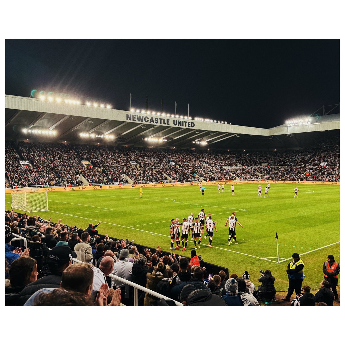Newcastle 3–1 Brentford
St James Park under the lights. 
Cosy Joe's under the influence 🎤🍻

#nufc #NEWBRE #CarabaoCup