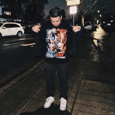 daviddinh99's tweet photo. #NewProfilePic https://t.co/X6FK8TkfOa
