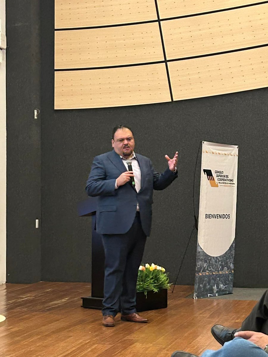 MEXICOOP_'s tweet photo. Desarrollamos el “Foro: Por un México más Cooperativo”, en la Universidad Mondragón, logrando con ello articular una propuesta de trabajo unificada, a fin de ser considerados en el plan de desarrollo nacional, promoviendo políticas públicas para ser una vía de desarrollo. https://t.co/4HAkwzHGzL