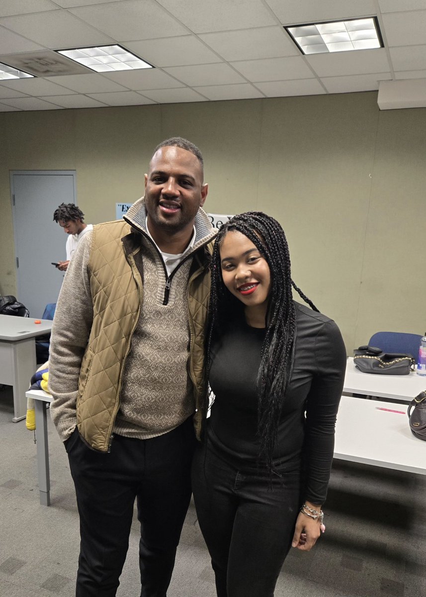 lovelambyy's tweet image. Big thanks to Councilman Felder @WendellforWard7 for joining us for an interview! I truly appreciated his time and words of wisdom. I'm excited to see the great things he’ll bring to Ward 7. Thank you again!