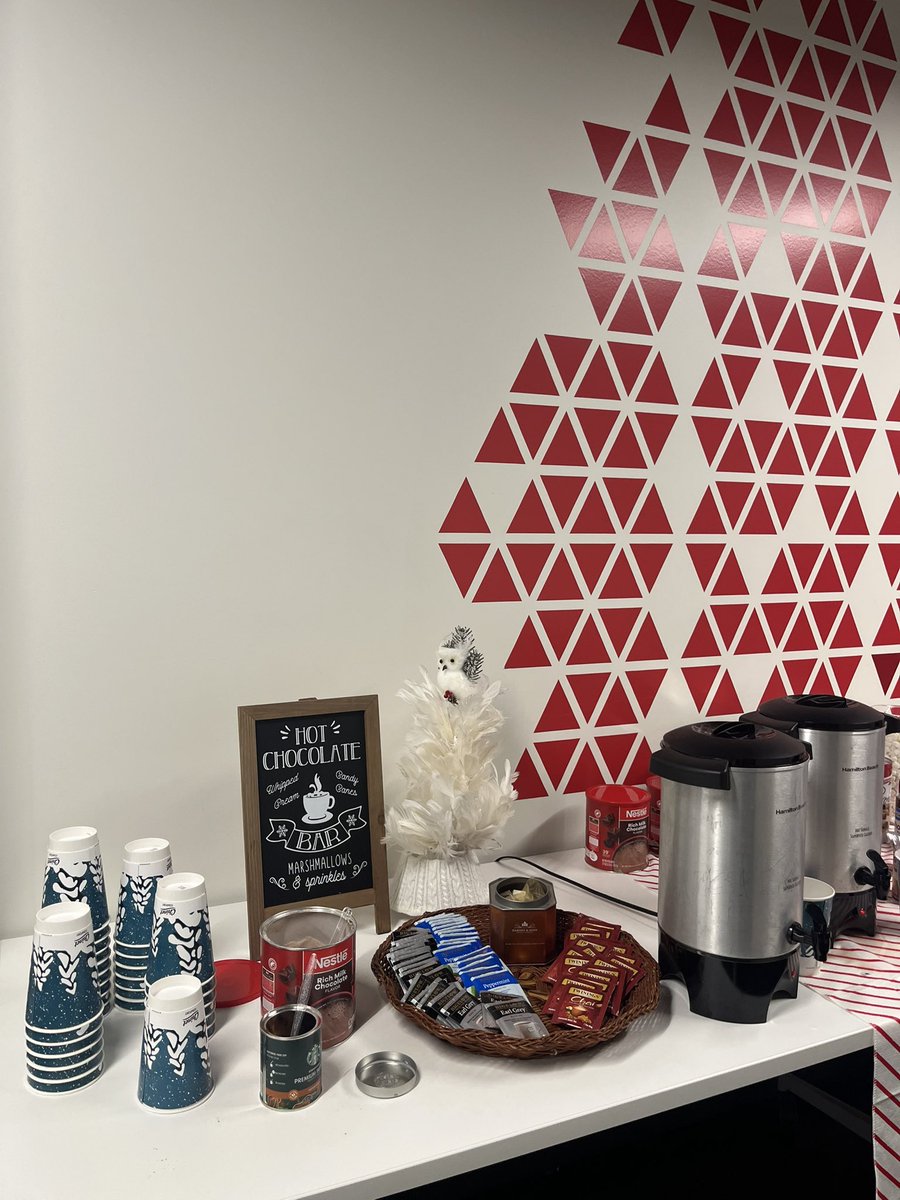 Tracy Overton tweet media