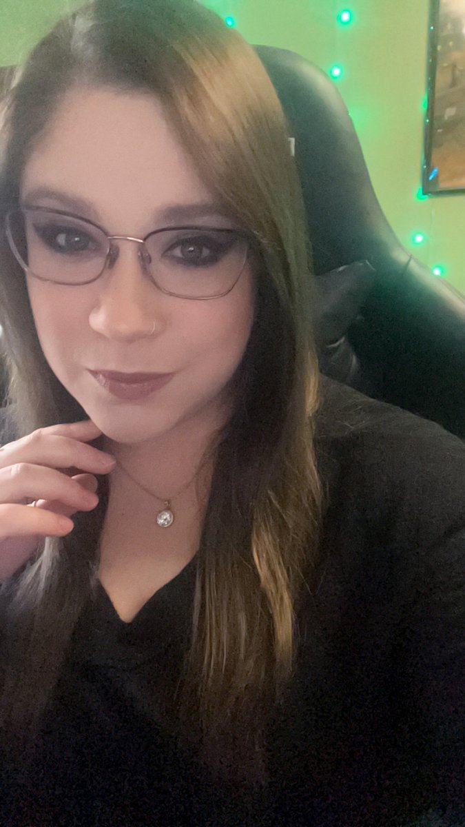 I'm early! And I think we're nearing the end of the Twilight Princess journey 😢 Let's reach for the sky! twitch.tv/royalaqua