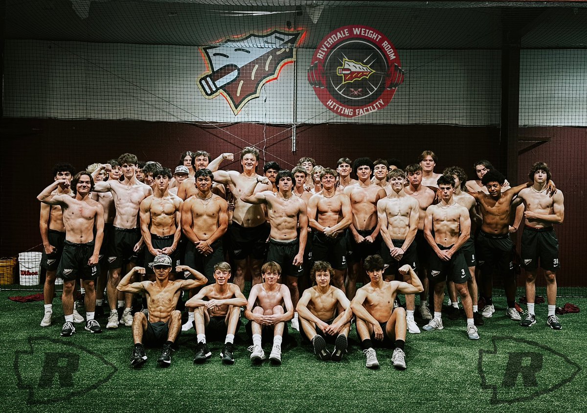 Tradition2Turf's tweet photo. Last day of team workouts before Christmas @RDaleBaseball. Max days to wrap it up. https://t.co/Lu0VRJp0jD