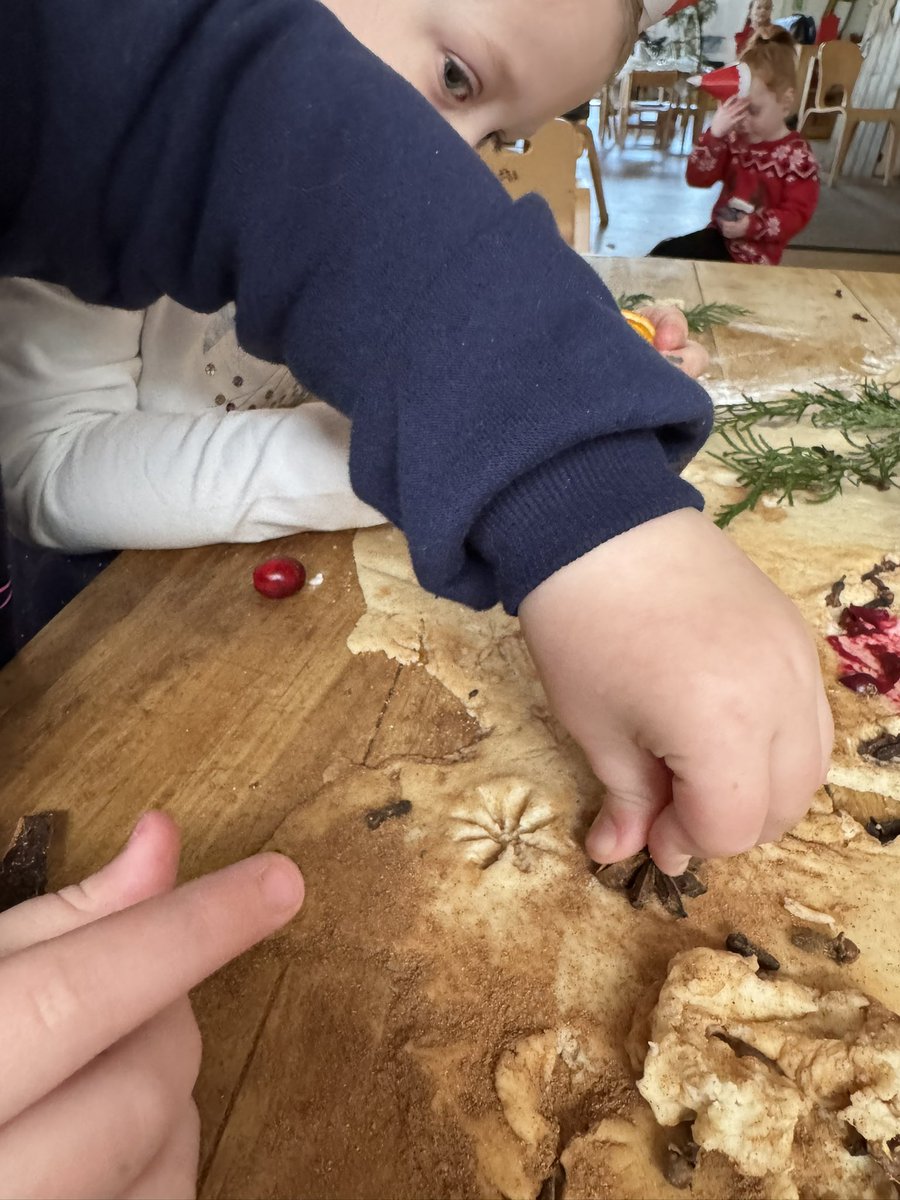 Monnow Primary School tweet media