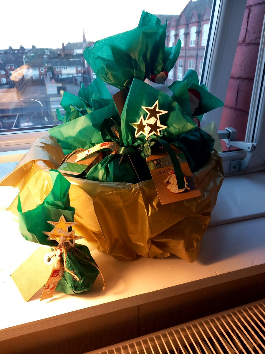 Beautiful handmade chocolate truffles from Masterminds…Merry Christmas <a href="/AnfieldRoadY4/">AnfieldRoadY4</a> <a href="/AnfieldPrimary/">Anfield Primary</a> #Enterprise
