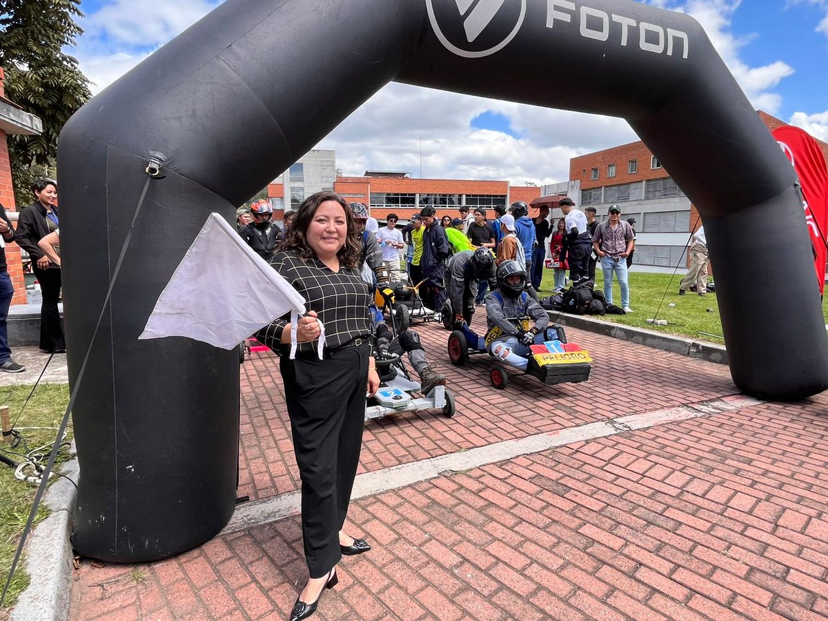 UTEoficial's tweet photo. Estudiantes de Ingeniería Automotriz y Electromecánica brillaron en la Competencia de Coches de Madera, demostrando creatividad, trabajo en equipo e innovación. ¡Felicidades a los ganadores y a todos los participantes! 👏
Conoce más ➡️ https://t.co/RFWf9k3JCt
@FciiUte 

#Ecuador https://t.co/iQKI9HNPsT