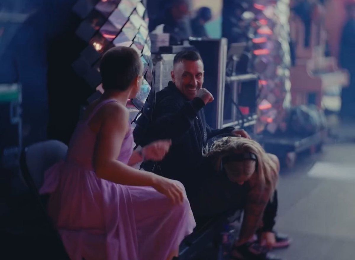 _summercarnival's tweet photo. 🎡 Summer Carnival tour: the Hart’s family ❤️ @pink @hartluck Willow & Jameson 🛼 #summercarnivaltour #summercarnival2024 #trustfalltour https://t.co/B12bdujizZ