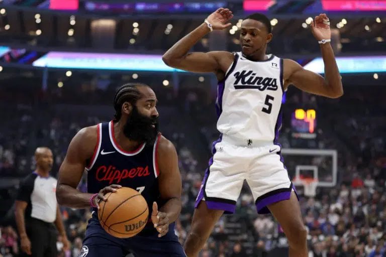 NetsBets_10's tweet image. #THUR

#ClipperNation +100🔝POD🔨

We’ve already seen LA beat DAL by 14 w.o Kyrie &amp;amp; Luka

I wanted this at a juicier number but anything +💰=GIFT 🎁
(or 🪤)

#LightTheBeam -4.5🔝POD🔨

Admittedly on Sac a lot lately🤷‍♂️

In season revenge, Own LA, bad matchup🔥

10-4 SU L14 Vs LA