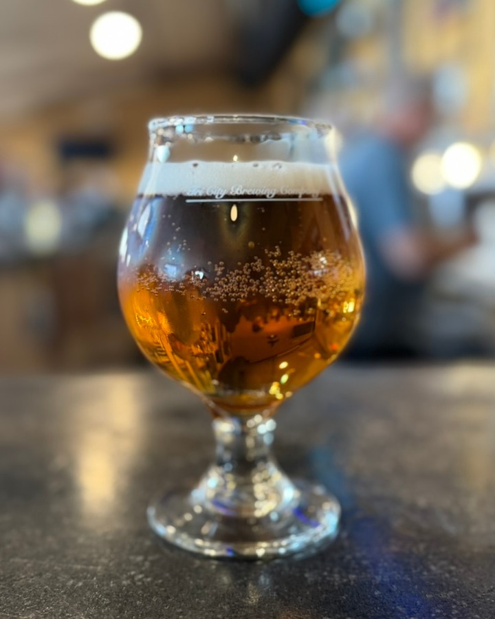 TriCityBrewing's tweet image. 🍺 Our craft beer selection is perfect for the holiday season! 

Come stock up on your favorites! 🎄 

#tricitybrewing #craftbeer #michiganmade