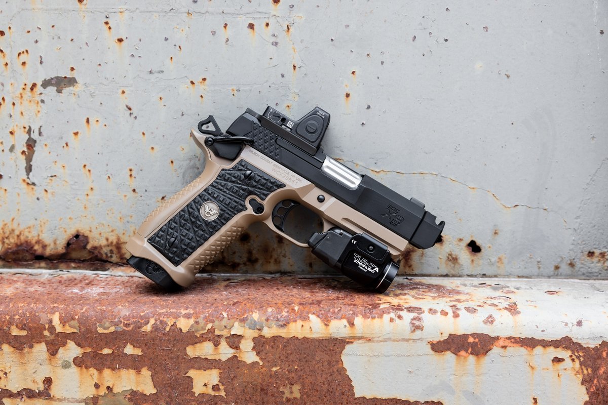 WilsonCombat's tweet image. From 1911's to carbines, Wilson Combat delivers unmatched craftsmanship for every shooter. Whether for hitting the range or prepping for a mission, these firearms are built to perform when it matters. What's your weapon of choice?#WilsonCombat #CustomFirearms #1911Life #Tactical