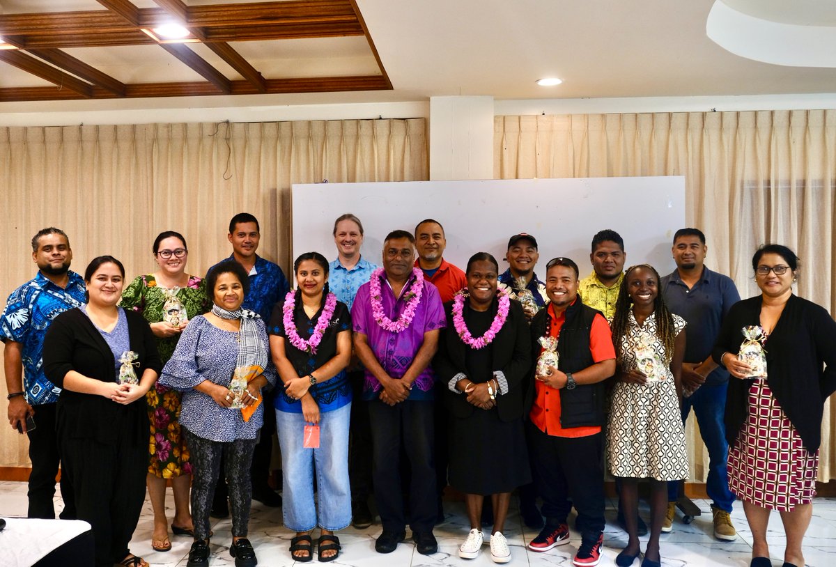 Kevin Petrini (@kevinpetrini) on Twitter photo Wrapping up a week of discussions on digital transformation here in Pohnpei. UNDP is taking a whole of society approach building digital readiness aligning national, regional and global strategies.
With thanks to <a href="/UniSouthPacific/">The University of the South Pacific</a> and the <a href="/EUPasifika/">EU Pacific 🇪🇺</a> we had a successful workshop. Wrapping up a week of discussions on digital transformation here in Pohnpei. UNDP is taking a whole of society approach building digital readiness aligning national, regional and global strategies.
With thanks to <a href="/UniSouthPacific/">The University of the South Pacific</a> and the <a href="/EUPasifika/">EU Pacific 🇪🇺</a> we had a successful workshop.