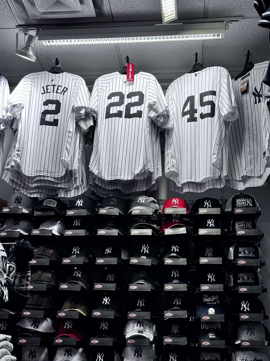 Barry (Aaron Judge enjoyer) tweet media