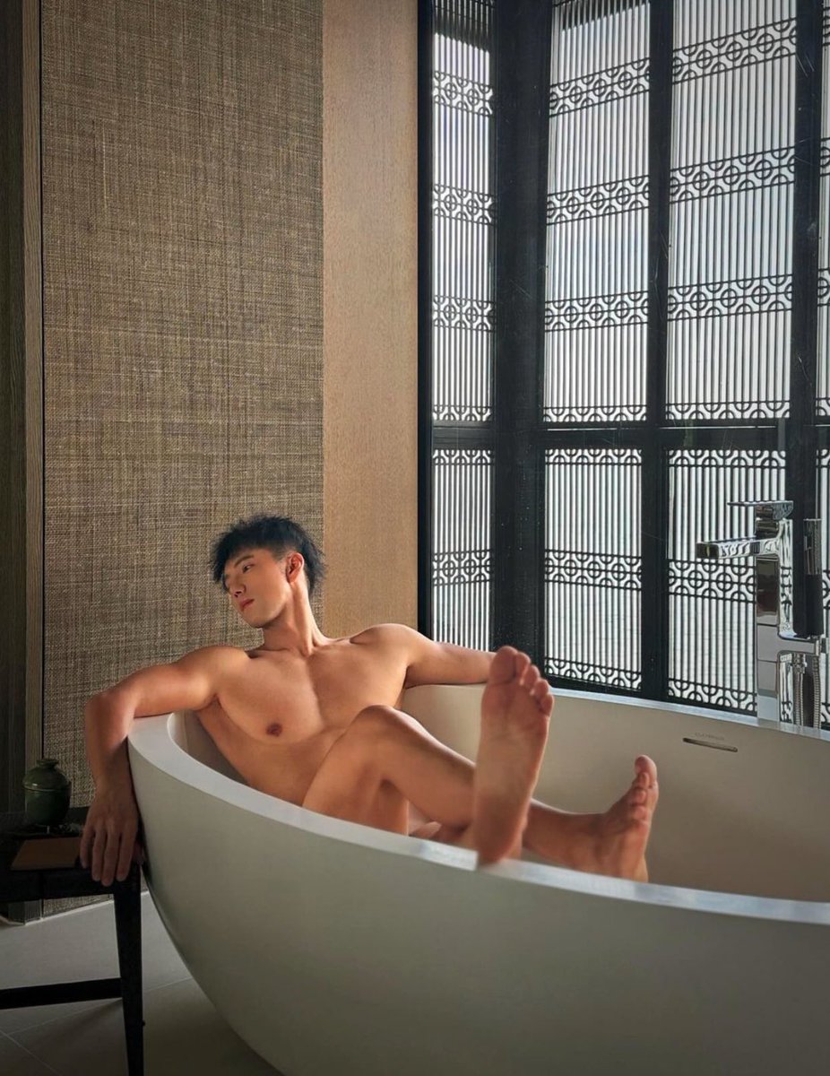 ·
👤💫 Stuart

IG: stuart 0411

📍Beijing  
👉Dec26 -Jan 1 Bangkok 
.