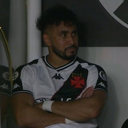 lavscrvg's tweet photo. o vasco sendo a andressa urach dos times: o próximo passo é sempre pior https://t.co/P7B2zksK7H
