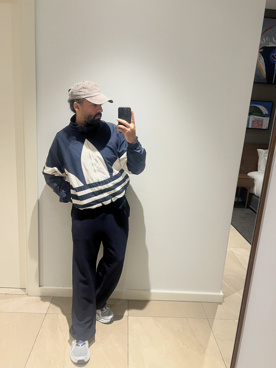 سعيد tweet media