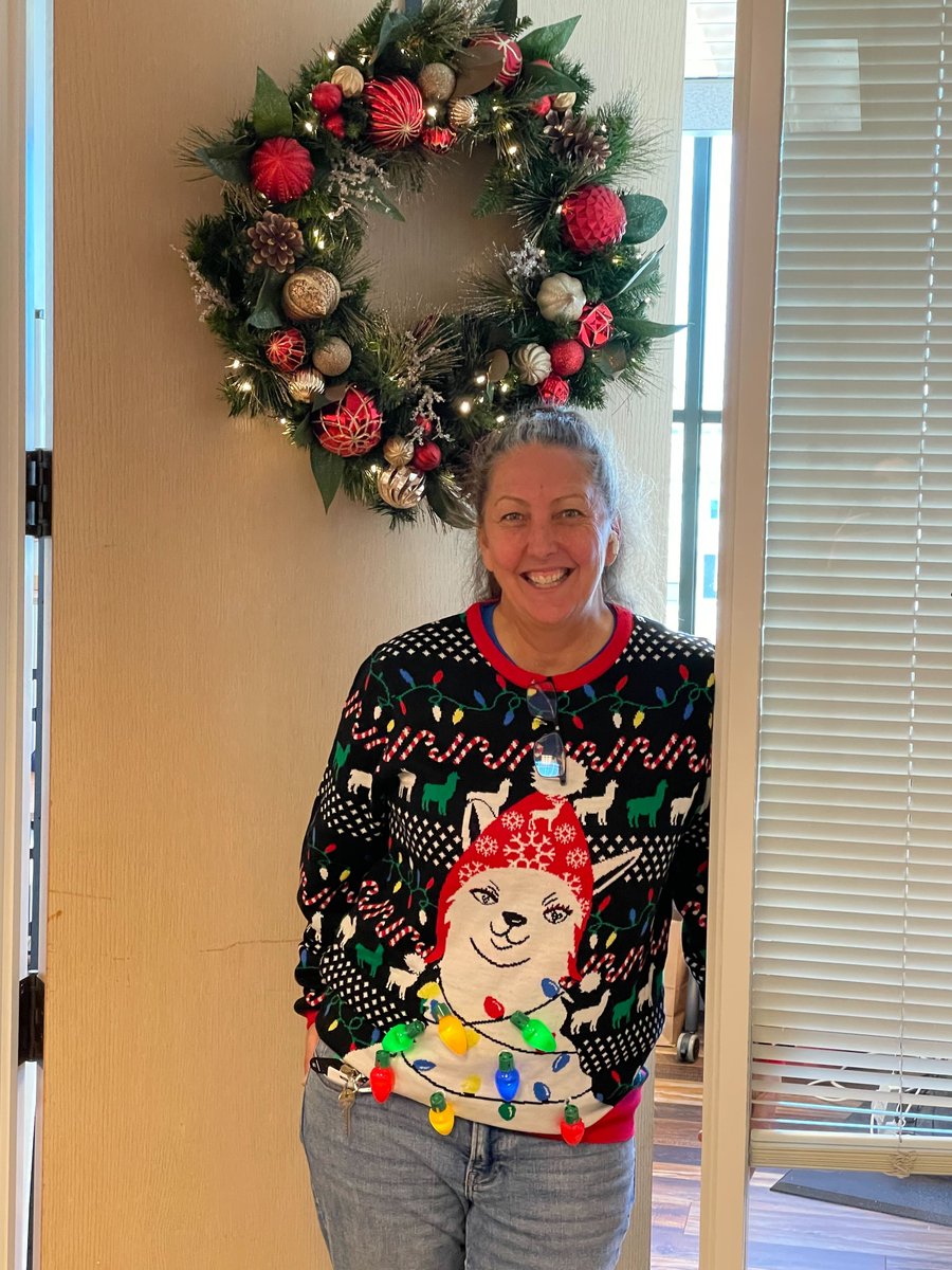 promaxo's tweet photo. The holiday season is here, and weโre embracing all the festive cheer! ๐
From cozy sweaters to seasonal laughs, itโs the perfect time to celebrate togetherness and joy. Here's to more holiday laughs and good vibes as we dive into the season! โจ
#Promaxo #UglySweaters #HappyHolidays