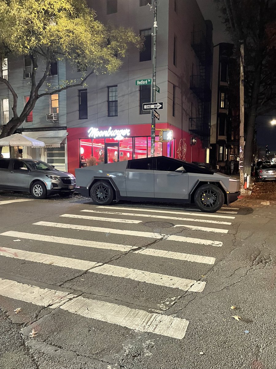cybertruck parked in the crosswalk in front of the moonburger…send the meteor!