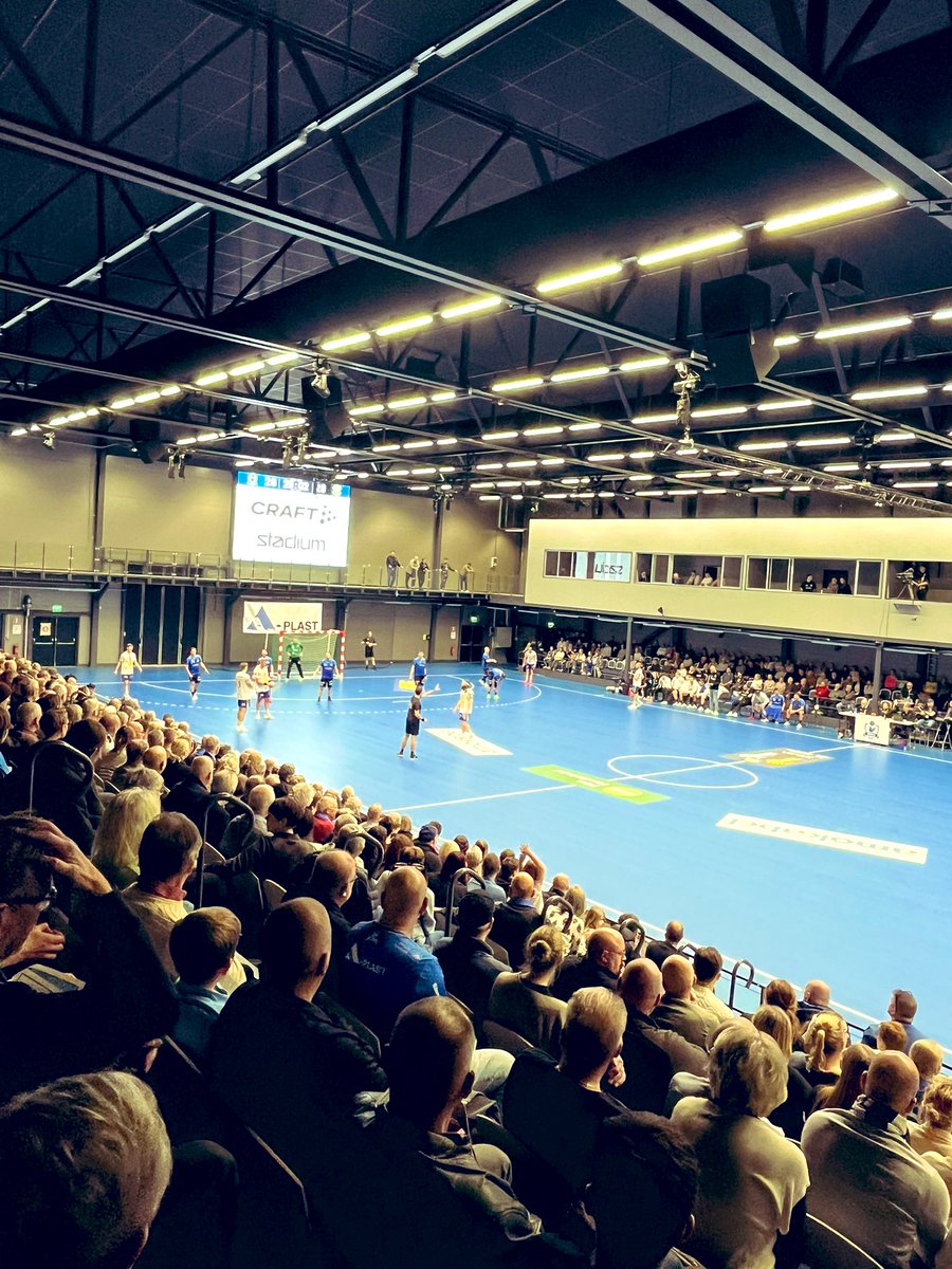 Magnifik kväll i Kosta när <a href="/amo_handboll/">Amo Handboll</a> och <a href="/YIFhandboll/">Ystads IF Handboll</a> bjöd på en dramatisk match för över 1800 åskådare! 🤾‍♂️