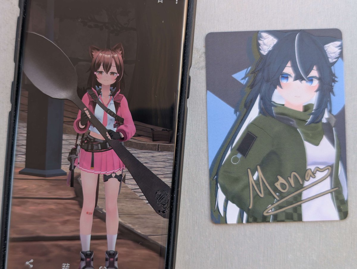 I met a cool cat AND a cool dog. (Dog not in photo, sorry.)