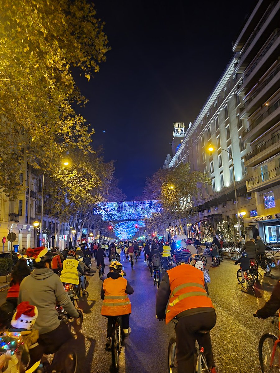 Pedalibre (@pedalibre) on Twitter photo Masiva participación en la #Biciluz2024
¡¡Otra Movilidad Es Posible!!
¡¡Otro Madrid Es Posible!!
🚴♀️🚴♂️🚴♀️🚴♂️🚴♀️🚴♂️🚴♀️🚴♂️🚴♀️🚴♂️🚴♀️
<a href="/RevueltaEscolar/">RevueltaEscolar SchoolRebellion RevoltaEscolar</a>
<a href="/MadresXelClima/">Madres por el Clima</a>
<a href="/Alcaldia_bici/">Alcaldía de la Bicicleta de Madrid</a>
<a href="/MADRID/">Ayuntamiento Madrid</a> Masiva participación en la #Biciluz2024
¡¡Otra Movilidad Es Posible!!
¡¡Otro Madrid Es Posible!!
🚴♀️🚴♂️🚴♀️🚴♂️🚴♀️🚴♂️🚴♀️🚴♂️🚴♀️🚴♂️🚴♀️
<a href="/RevueltaEscolar/">RevueltaEscolar SchoolRebellion RevoltaEscolar</a>
<a href="/MadresXelClima/">Madres por el Clima</a>
<a href="/Alcaldia_bici/">Alcaldía de la Bicicleta de Madrid</a>
<a href="/MADRID/">Ayuntamiento Madrid</a>