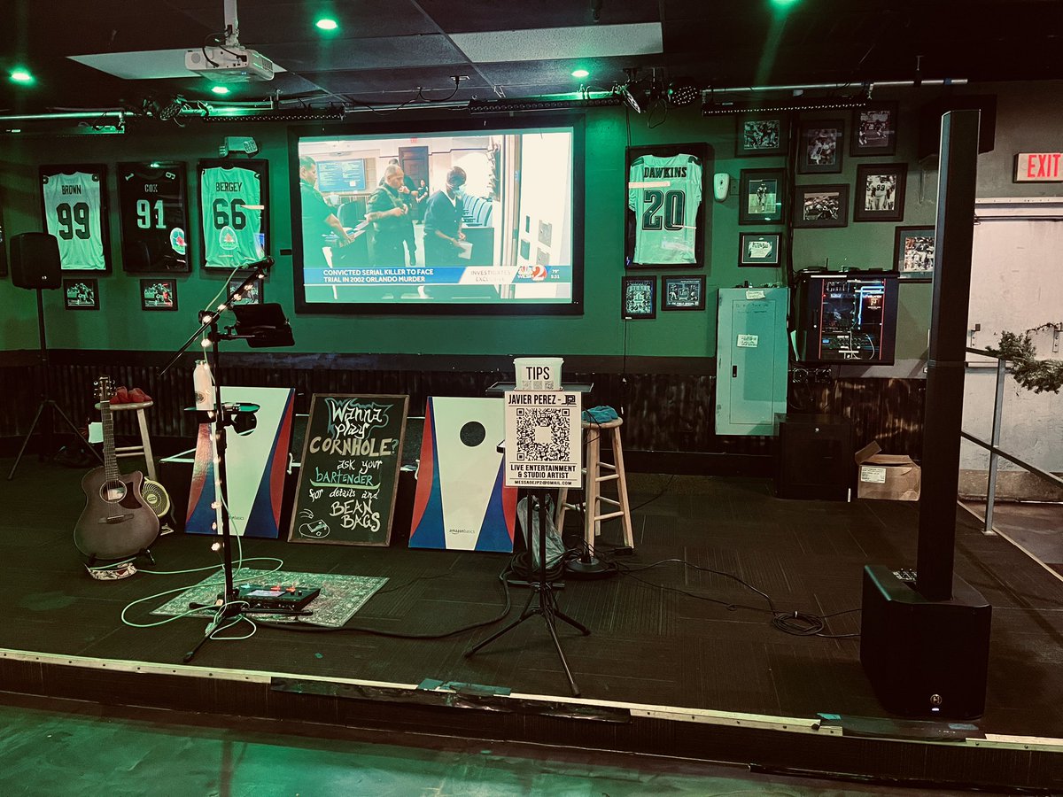 JP2Guitar's tweet photo. Ready to go at Wing Shack Orlando!!! Last gig of the year for me, come on by!!!!!
.
.
.
#wingshackorlando #live #music #acoustix #orlando #wingshack #jp2guitar #irmc #lazerfocused https://t.co/d2BY5ILoMd