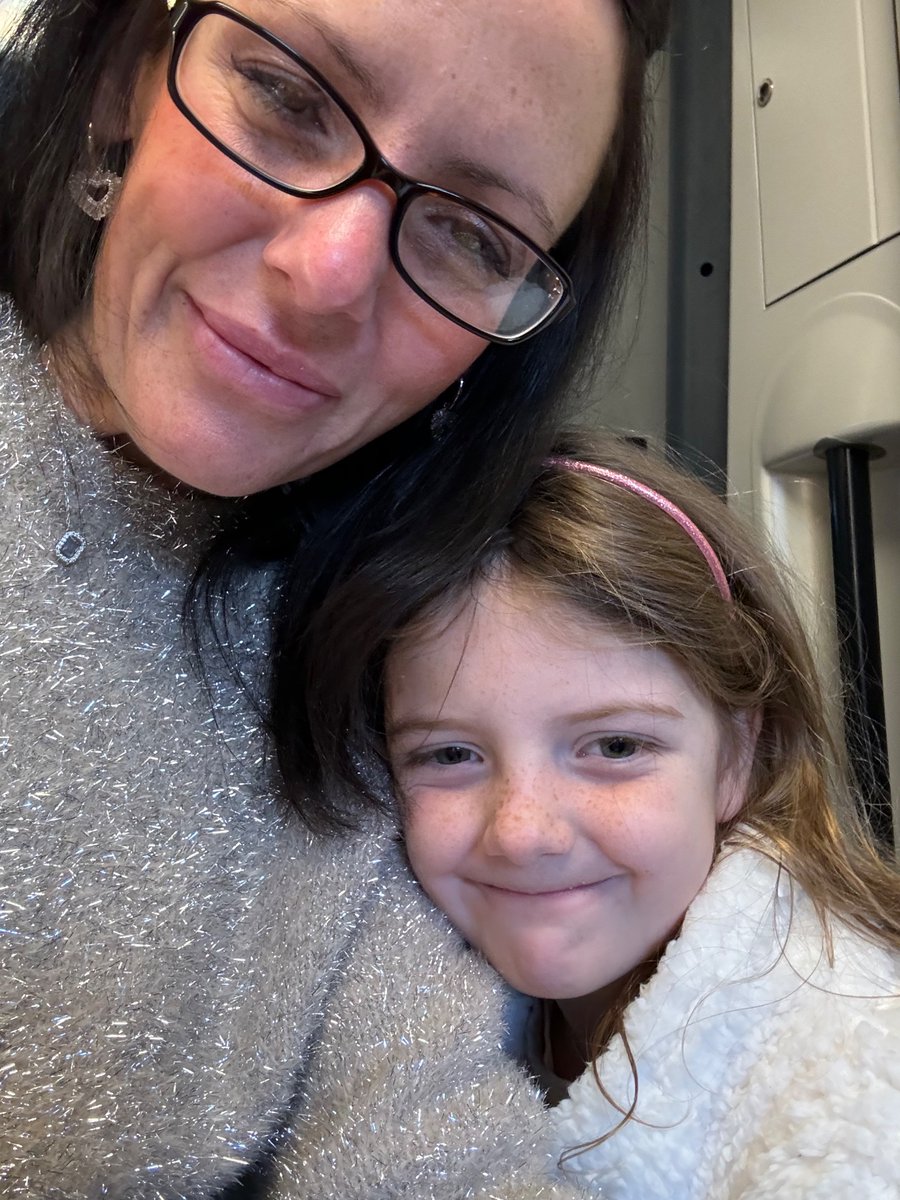 That’s a memory 😍sitting on the train floor for the second weekend in a row and  dancing with real ballet dancers in the Royal Opera House 🌟