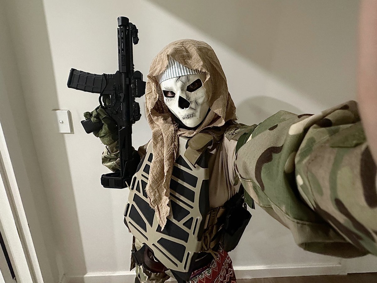 kumaumak's tweet photo. Farahhh
#RedTeam141 #Farah #cod #CallofDuty #cosplay https://t.co/aWPTWuWslJ