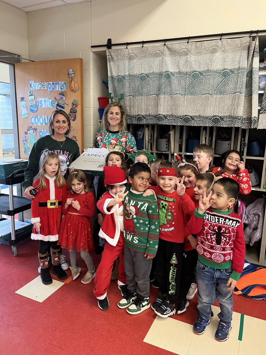 GoMESDukes's tweet image. Congratulations to @ms_toapha Kinders for being class of the month! Today they celebrated with a pizza party with the Principals 🍕@marlborosd @MsAmodeoAP