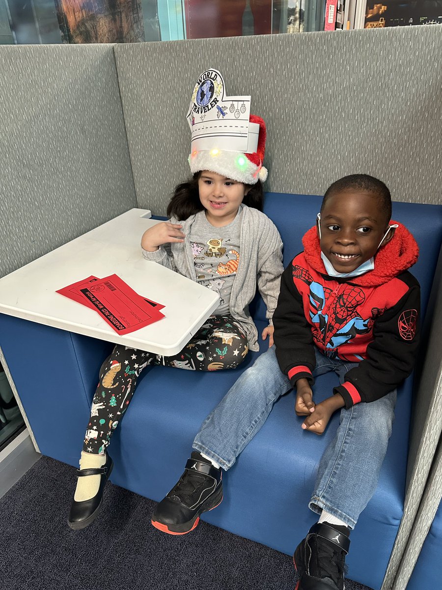 Ms. Penn’s class caught a flight out of our airport pod to learn about holidays around the world! Oh what fun! ✈️