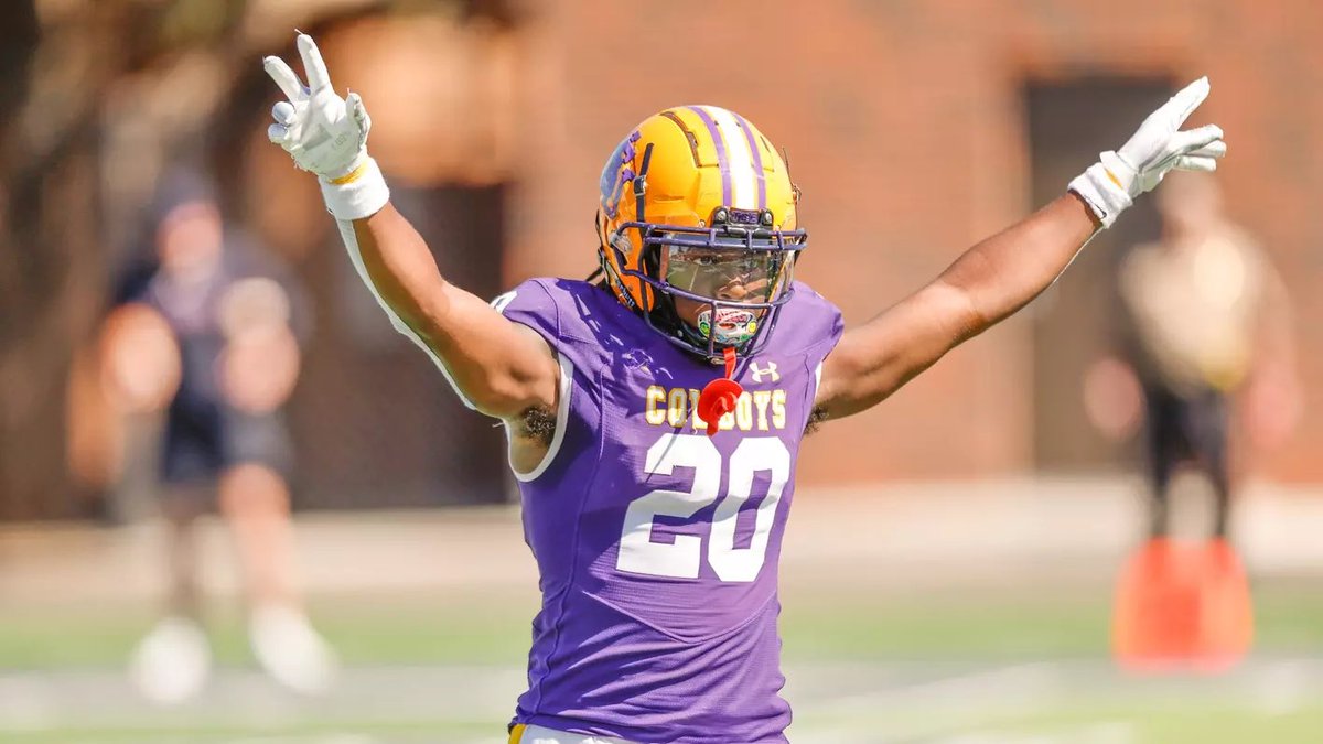 ImmanuelMoore25's tweet photo. #AGTG Blessed to receive an offer from @HSUCowboys @CoachCraigNeece @legacybroncofb @LHSCoachHulme https://t.co/OxiBqRlOlb