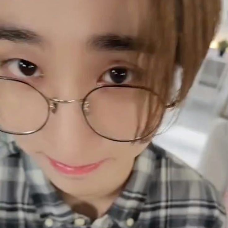 HC_SKZ's tweet photo. https://t.co/mRKTfCmVGN ⭐️ https://t.co/lqe4DGBsr9