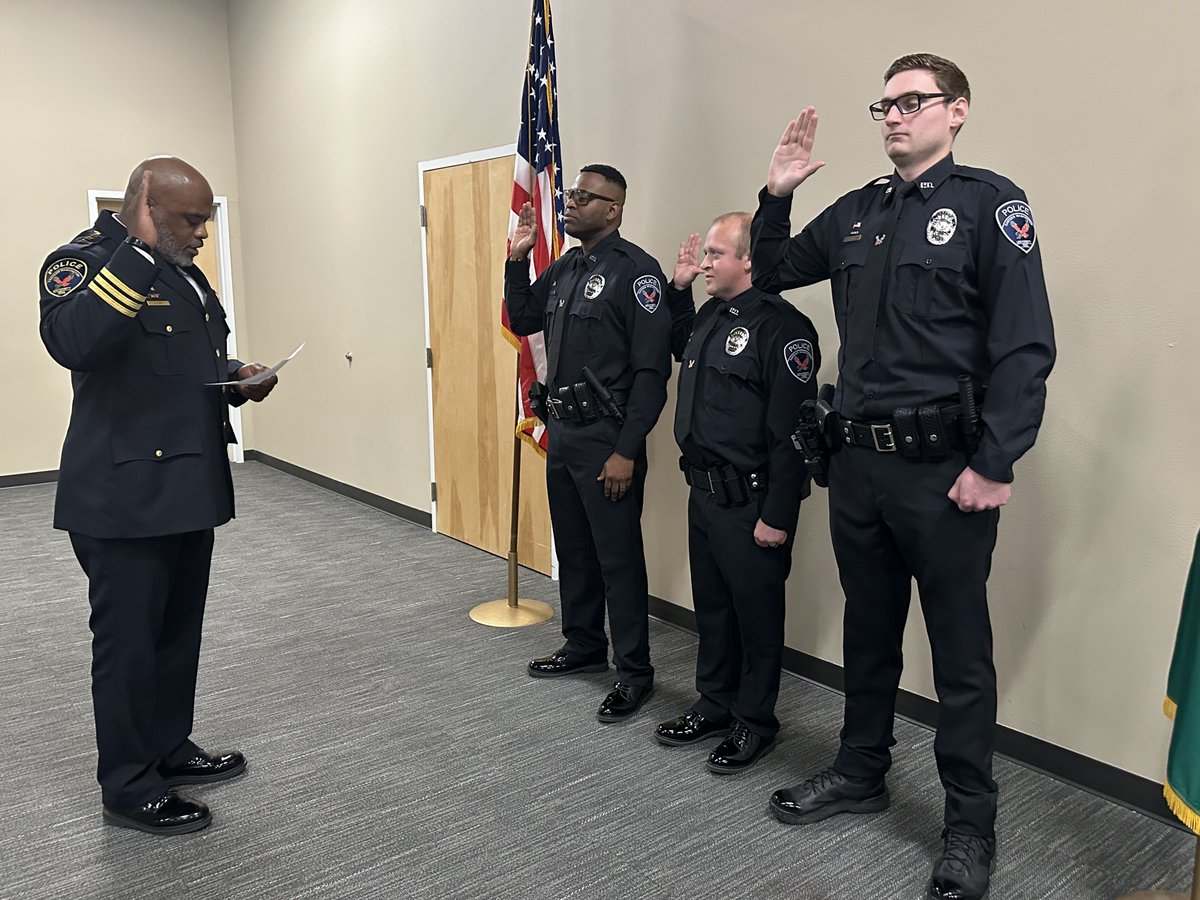 Please help us welcome our three new #EWU PD officers that graduated from the police academy today: Officer Stewart, Officer Helmberger, and Officer Davies!