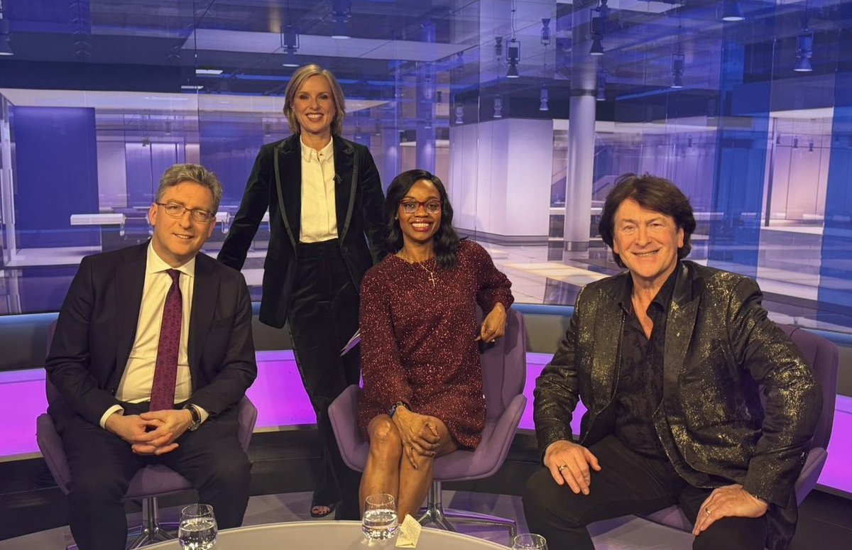 Great catching up with ⁦<a href="/ronadougallnews/">Rona Dougall</a>⁩ ⁦<a href="/beneragazza/">bene briggs</a>⁩ and ⁦<a href="/STVColin/">Colin Mackay</a>⁩ for ⁦<a href="/ScotlandTonight/">ScotlandTonight</a>⁩ 🎄Review of the Year 🕺My choice for personality of the year ⁦<a href="/elonmusk/">Elon Musk</a>⁩ 🤩Bene choice was <a href="/KamalaHarris/">Kamala Harris</a>⁩😱and Colin chose ⁦<a href="/realDonaldTrump/">Donald J. Trump</a>⁩ 🤣
