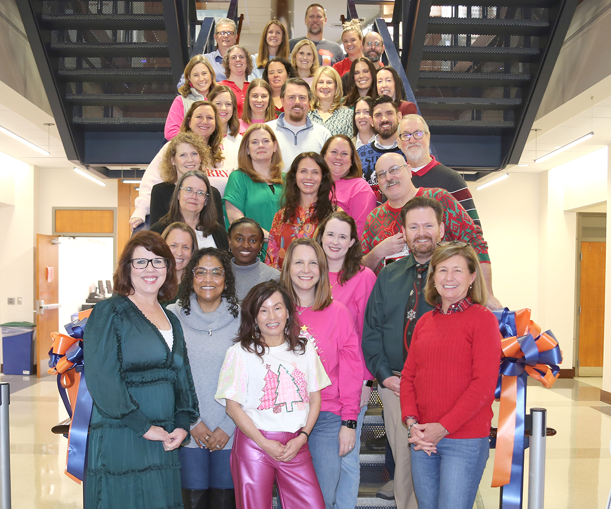 While we are approaching the holiday break, the faculty and staff at HCOP are still hard at work. Several of our departments and divisions gathered this week for year-end retreats, planning big things for 2025 as we work to move pharmacy at Auburn forward!

#WarEagle