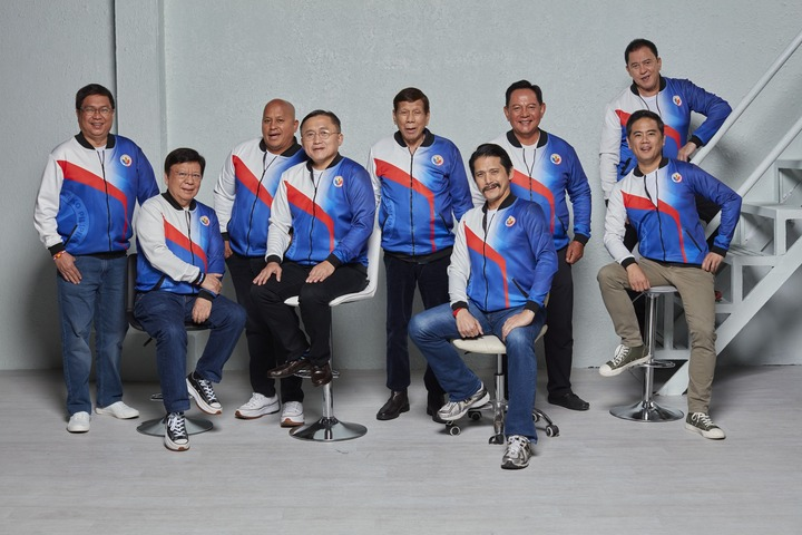 Ibinahagi ng PDP-Laban ang larawan kung saan nagsama-sama ang senatorial candidates at national officers ng partido. #BilangPilipino2025 #News5 

📷:PDP Laban (Facebook)