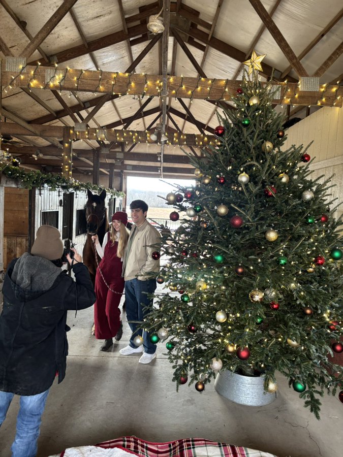 Lara Raven (@lara95792) on Twitter photo 